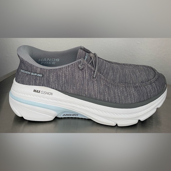 SKECHERS..WOMENS ARCH FIT MAX CUSHIONING SLIP INS